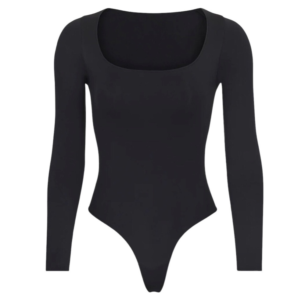 Skims Essential Long Sleeve Scoop Neck Black Size 4X Thong Lightweight Raw Cut